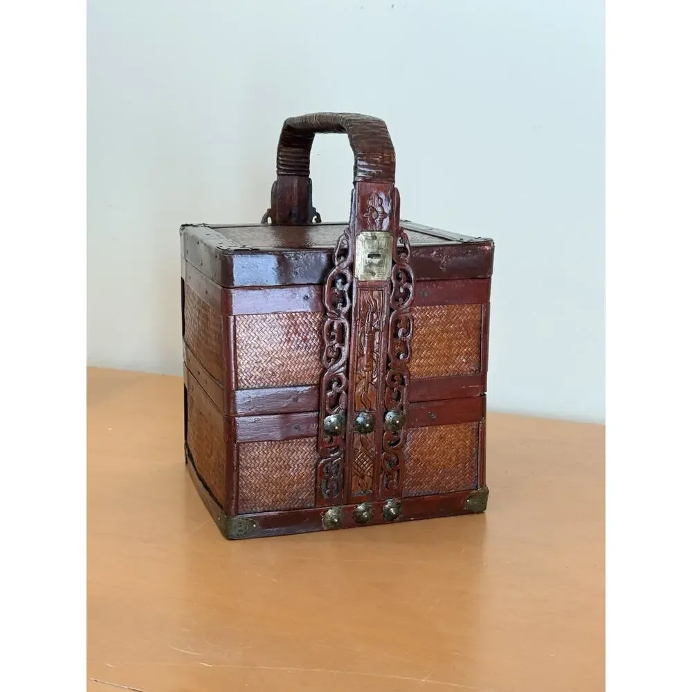 N/A beautiful antique